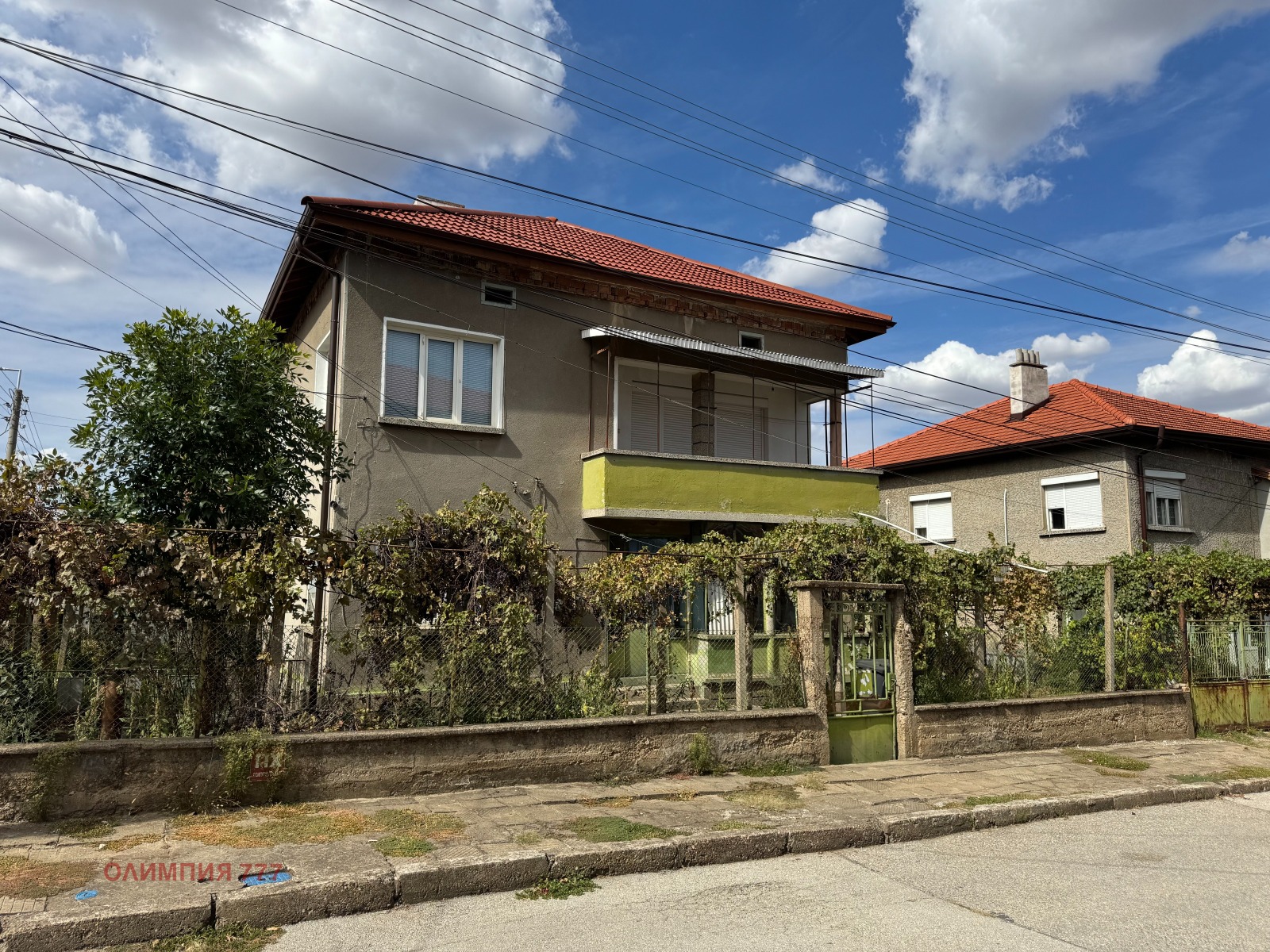 Продава ЕТАЖ ОТ КЪЩА, гр. Плевен, Широк център