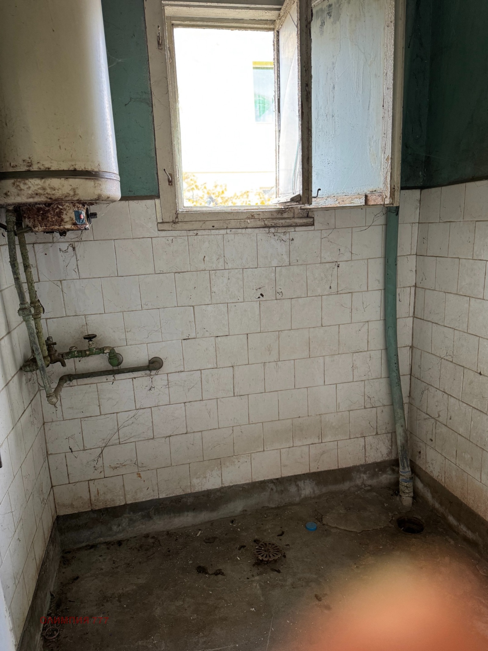 Продава ЕТАЖ ОТ КЪЩА, гр. Плевен, Широк център, снимка 10 - Етаж от къща - 56083958