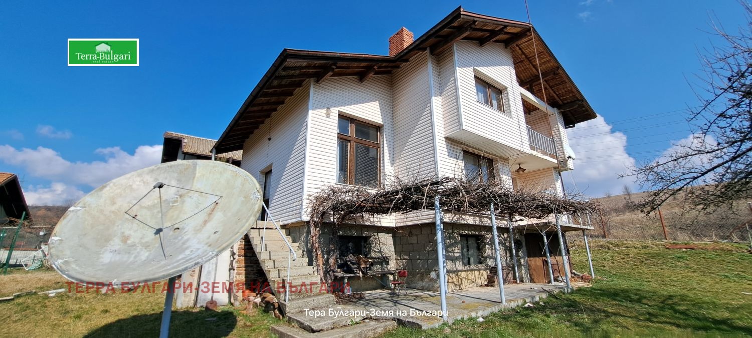 Продава КЪЩА, с. Драгичево, област Перник, снимка 12 - Къщи - 53740320