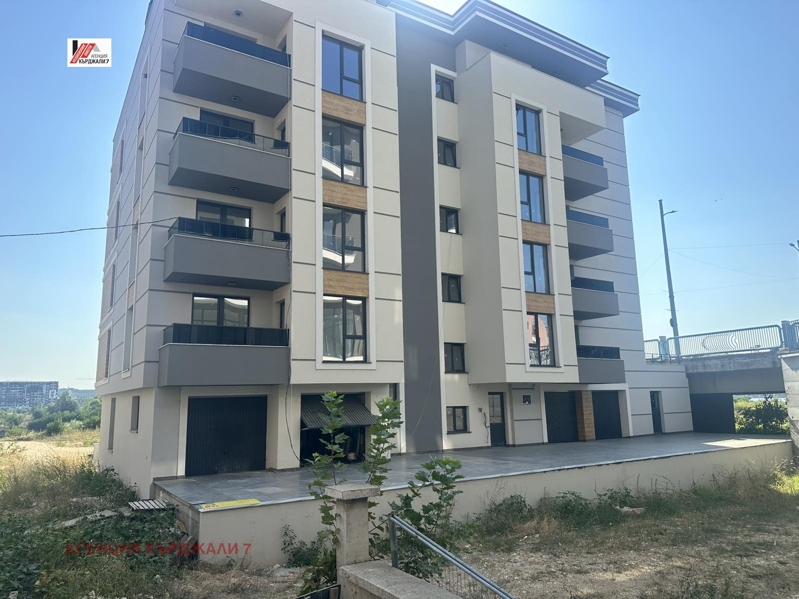 Продава ГАРАЖ, ПАРКОМЯСТО, гр. Кърджали, Възрожденци