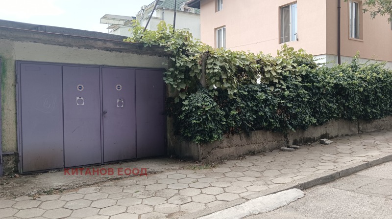 Продава  Етаж от къща град Благоевград , Идеален център , 120 кв.м | 32318714 - изображение [2]