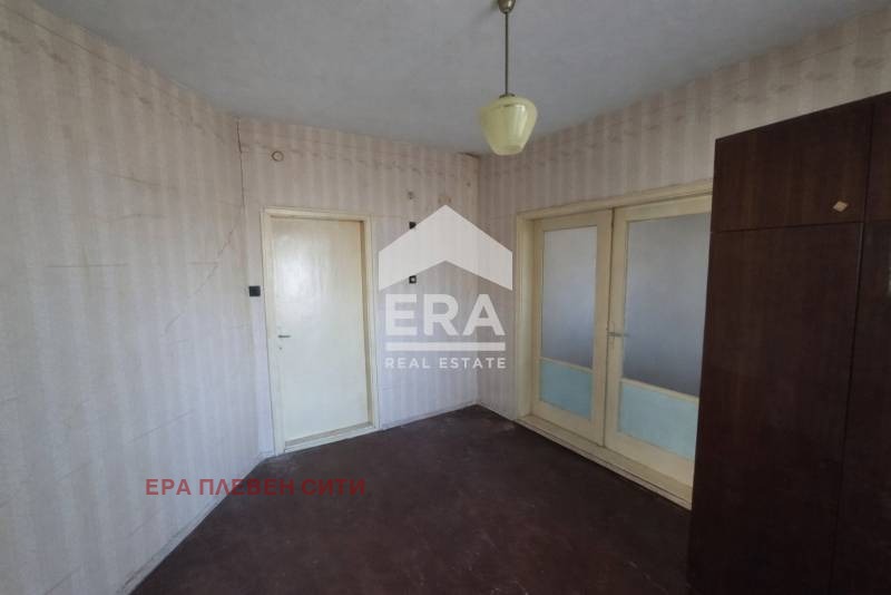 Продава КЪЩА, с. Деков, област Плевен, снимка 8 - Къщи - 55325396