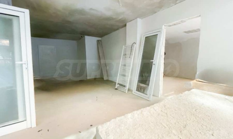 In vendita  Negozio Sofia , Belite brezi , 180 mq | 98603020 - Immagine [2]