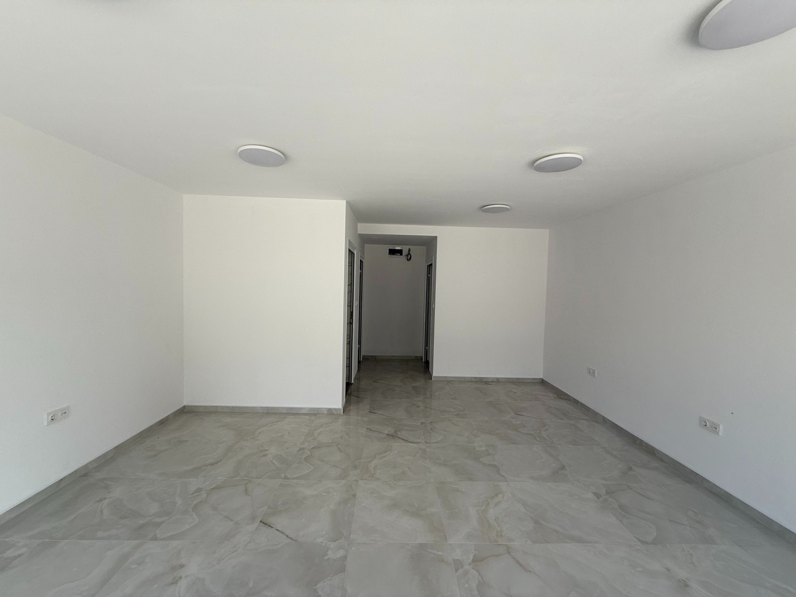 Продава ОФИС, гр. Търговище, Боровец, снимка 7 - Офиси - 54955222