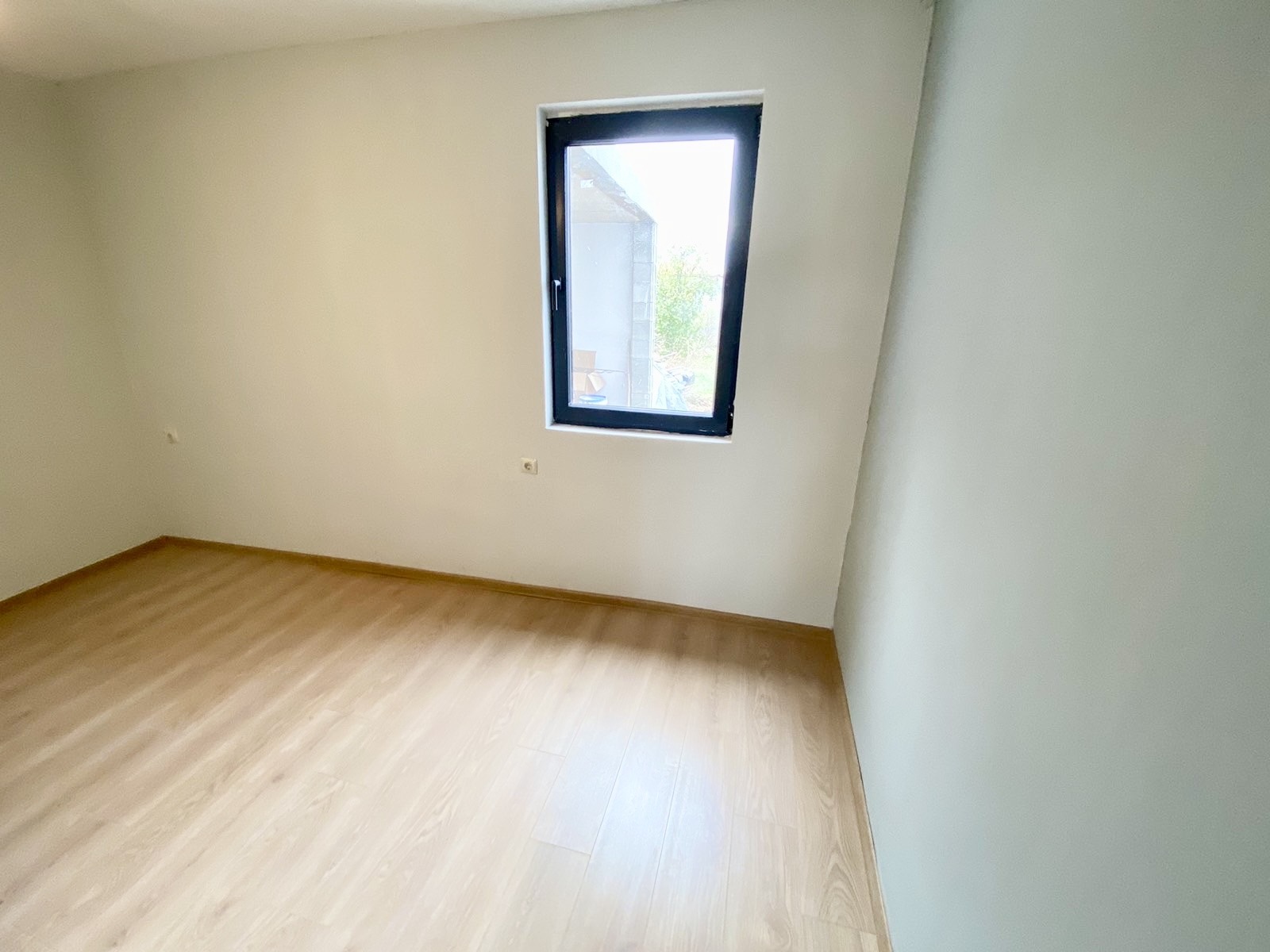 Продава КЪЩА, гр. София, с. Горни Богров, снимка 10 - Къщи - 55407561