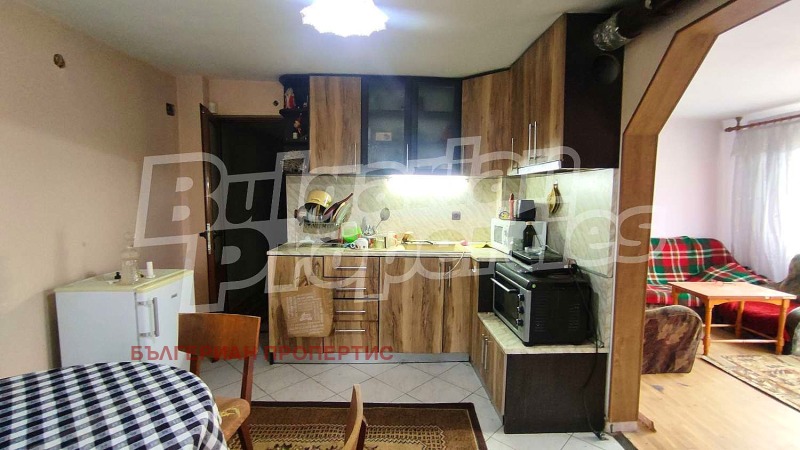 Продава КЪЩА в област Стара Загора, с. Хрищени - 261 кв.м / 113 000 € » 221 008.79 лв., БЪЛГЕРИАН ПРОПЕРТИС