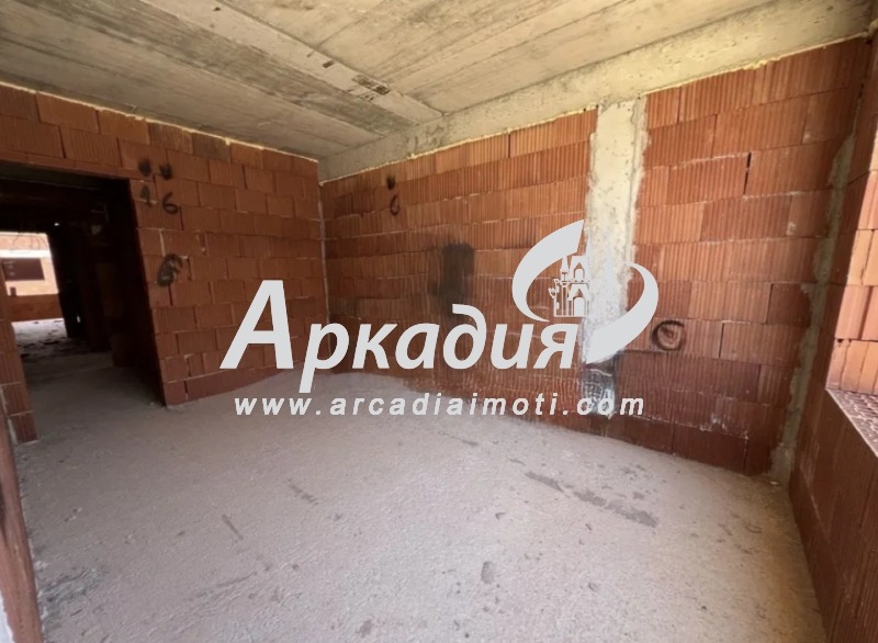 In vendita  1 camera da letto Plovdiv , Ostromila , 60 mq | 10961942 - Immagine [2]