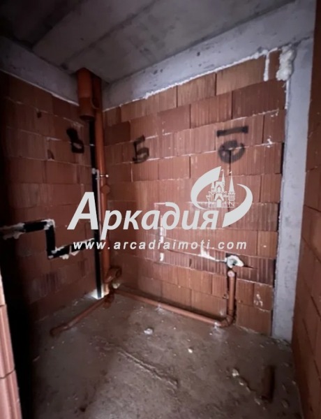 In vendita  1 camera da letto Plovdiv , Ostromila , 60 mq | 10961942 - Immagine [4]