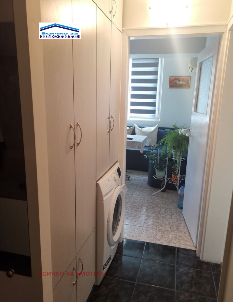 Продава 2-СТАЕН, гр. Русе, Здравец Изток, снимка 2 - Апартаменти - 53506128