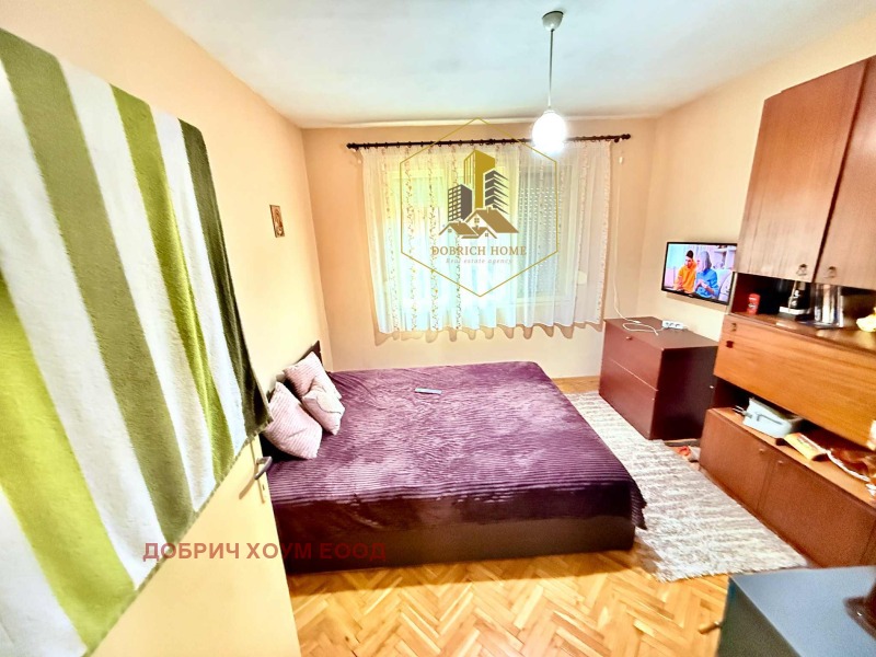 Продава ЕТАЖ ОТ КЪЩА, гр. Добрич, Червената пръст, снимка 2 - Етаж от къща - 52925035