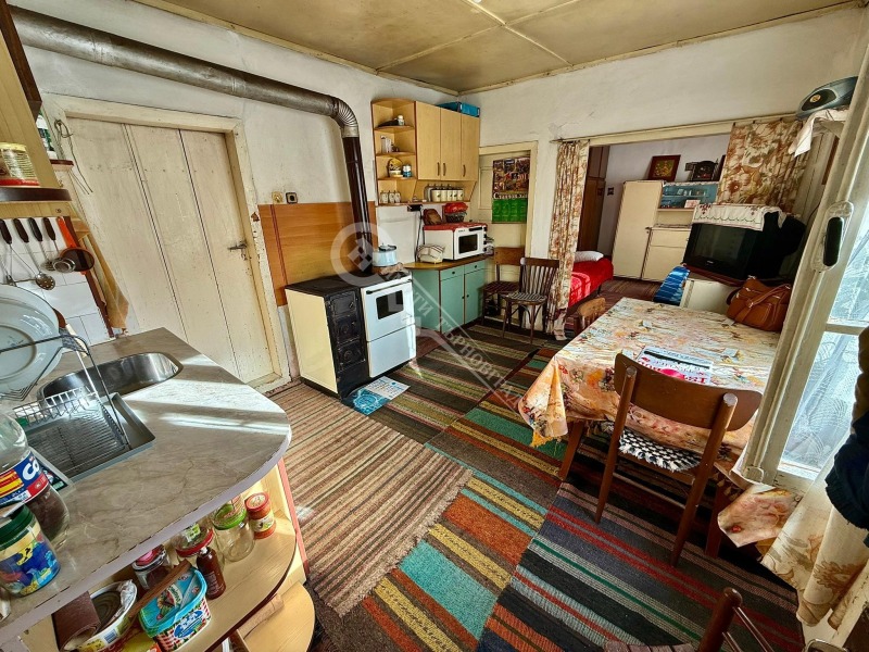 Продава КЪЩА, гр. Трявна, област Габрово, снимка 4 - Къщи - 47837436