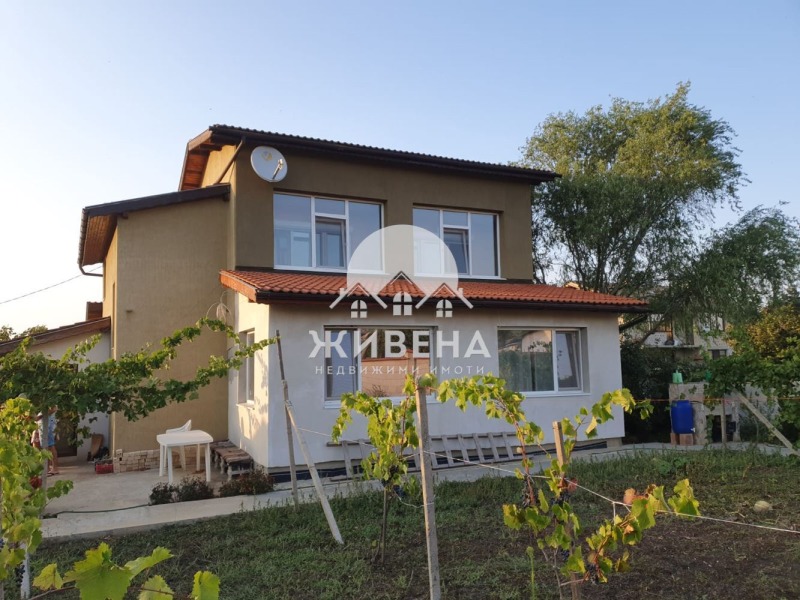 Продава КЪЩА, с. Славеево, област Добрич, снимка 1 - Къщи - 49164799