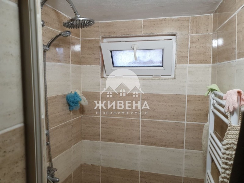 Продава КЪЩА, с. Славеево, област Добрич, снимка 15 - Къщи - 49164799