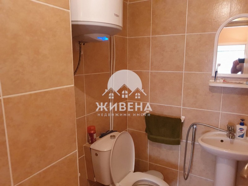 Продава КЪЩА, с. Славеево, област Добрич, снимка 15 - Къщи - 49164799