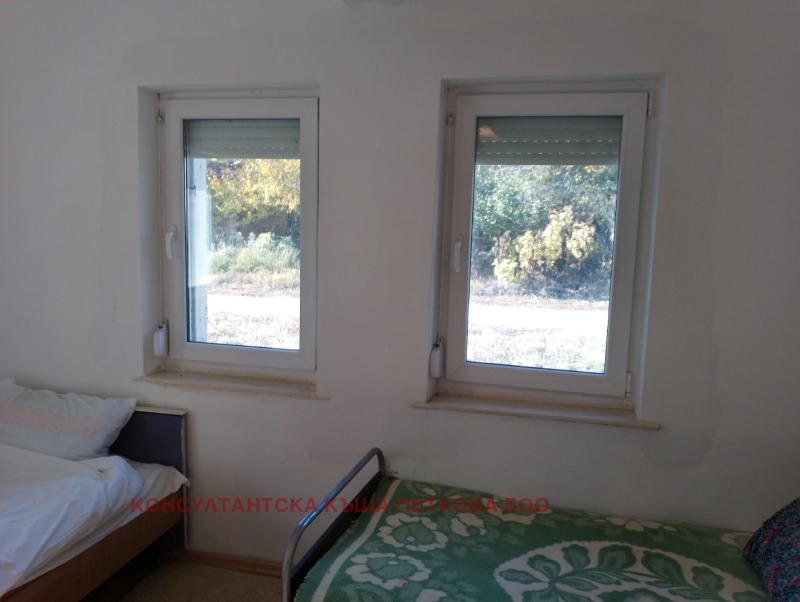 Продава КЪЩА, с. Драгомирово, област Велико Търново, снимка 6 - Къщи - 52379815