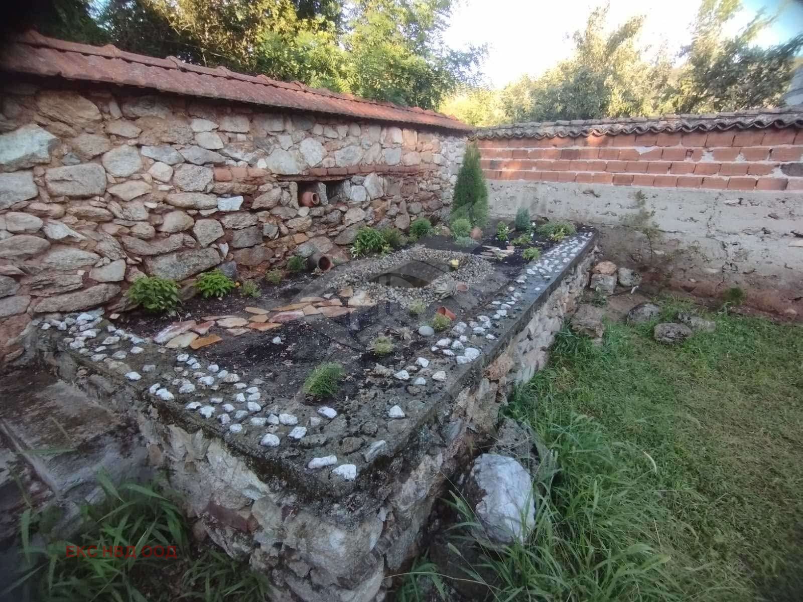 Продава КЪЩА, с. Розовец, област Пловдив, снимка 2 - Къщи - 53920646