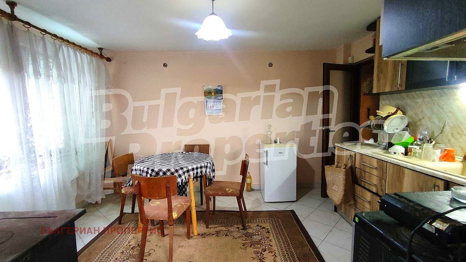 Продава КЪЩА, с. Хрищени, област Стара Загора, снимка 2 - Къщи - 51904633