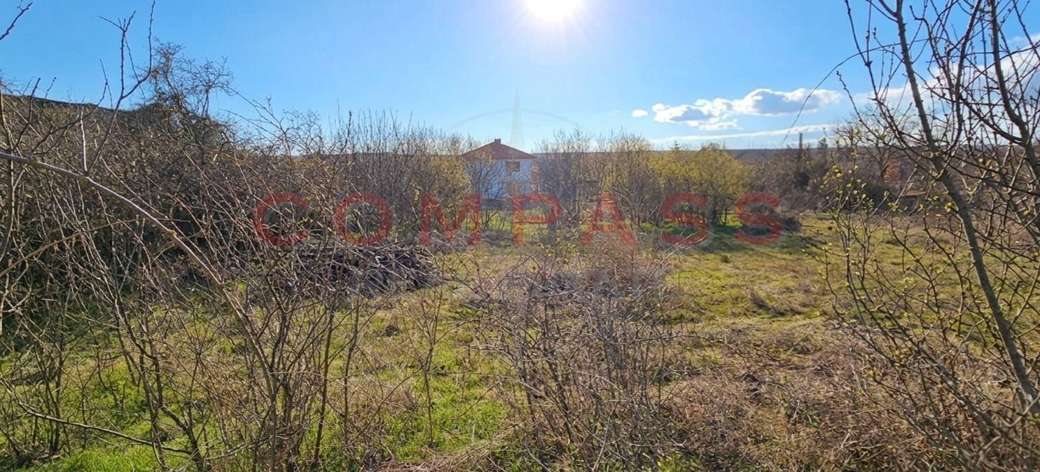 Продава КЪЩА, с. Зорница, област Варна, снимка 3 - Къщи - 54552586