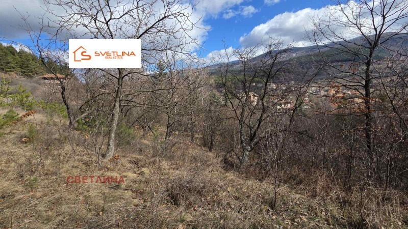 Продава ПАРЦЕЛ в област Перник, с. Драгичево - 600 кв.м / 70 000 € » 136 908.10 лв., СВЕТЛИНА