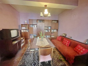 1 dormitor Țentâr, Gabrovo