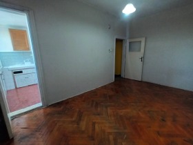 2 bedroom Dobrudzhanski, Shumen 1