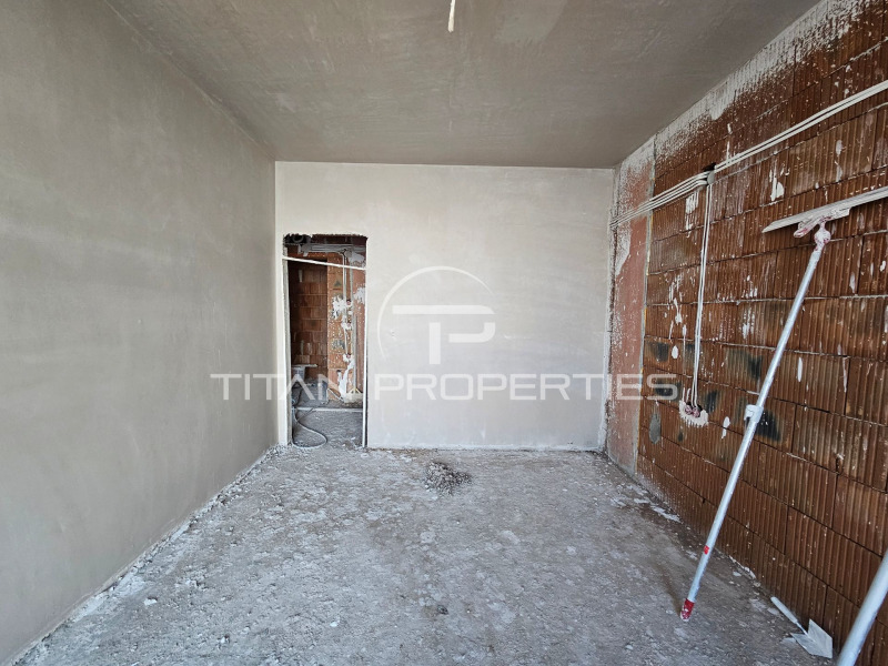 Продава 2-СТАЕН, гр. Пловдив, Остромила, снимка 3 - Апартаменти - 49217534