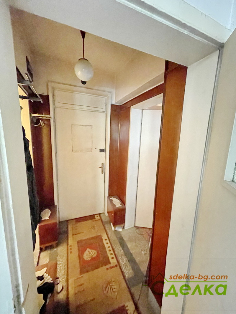 De vânzare  1 dormitor Gabrovo , Țentâr , 43 mp | 40961993 - imagine [3]