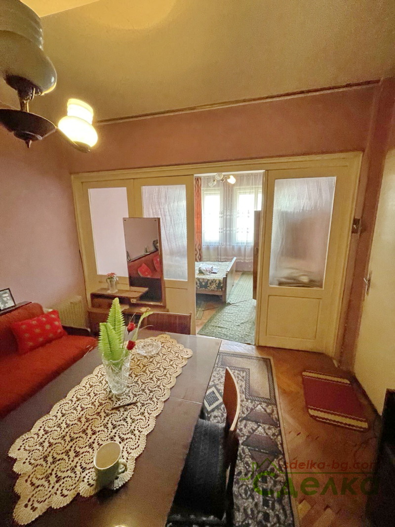 De vânzare  1 dormitor Gabrovo , Țentâr , 43 mp | 40961993 - imagine [6]
