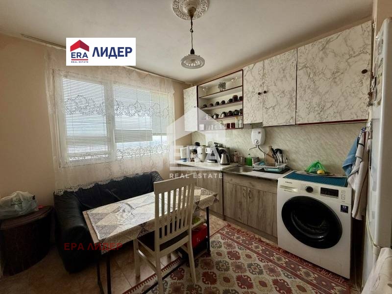 Продава 2-СТАЕН, гр. Русе, Здравец Изток, снимка 6 - Апартаменти - 55170177