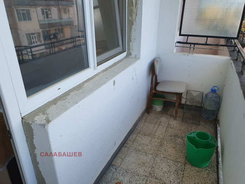 Продава 3-СТАЕН, гр. Казанлък, област Стара Загора, снимка 3 - Апартаменти - 53310003