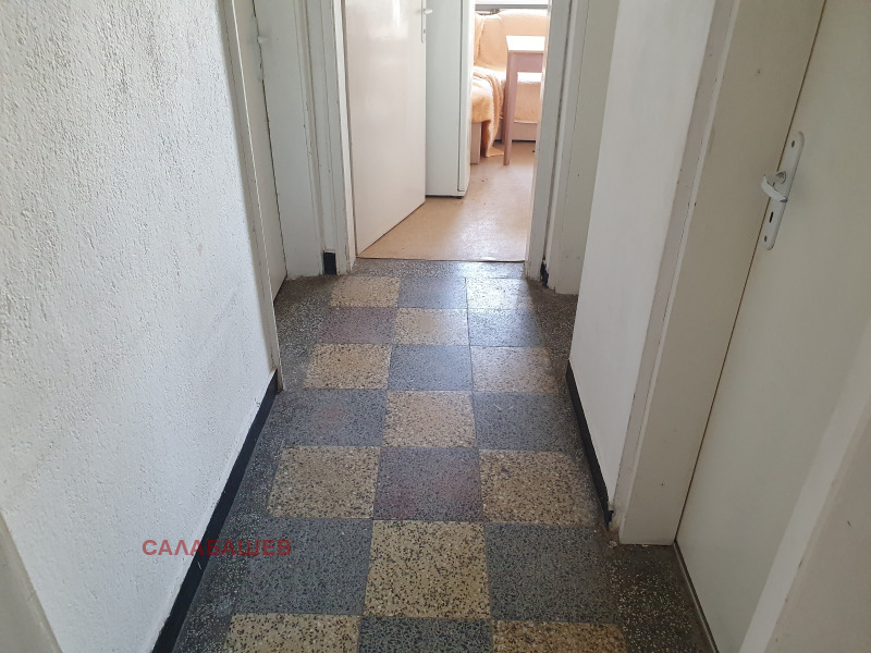 Продава 3-СТАЕН, гр. Казанлък, област Стара Загора, снимка 4 - Апартаменти - 53310003