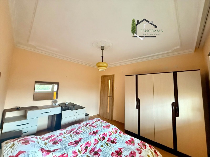 Продава МНОГОСТАЕН, гр. Шумен, Херсон, снимка 2 - Апартаменти - 52366399