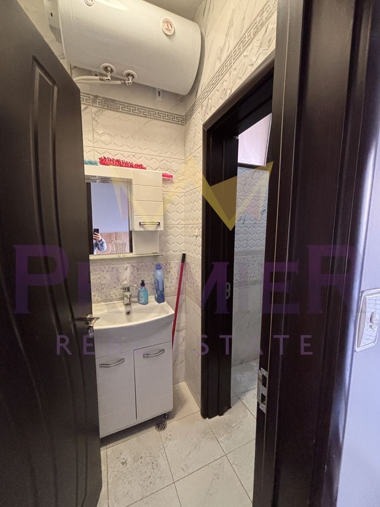 Продава МАГАЗИН, гр. Пловдив, Кючук Париж, снимка 8 - Магазини - 54137056