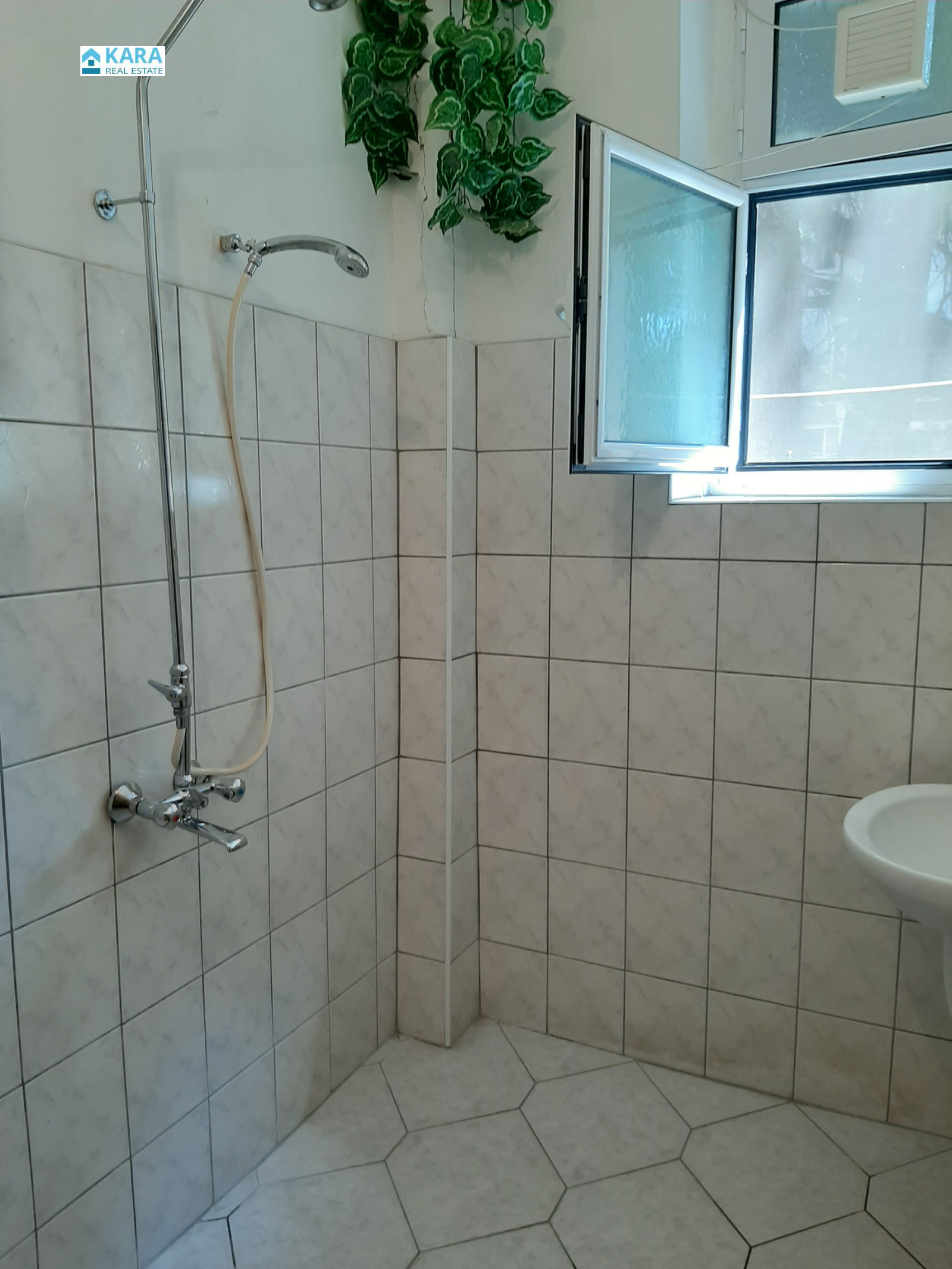 Продава 3-СТАЕН, гр. Кърджали, Център, снимка 5 - Апартаменти - 55387754