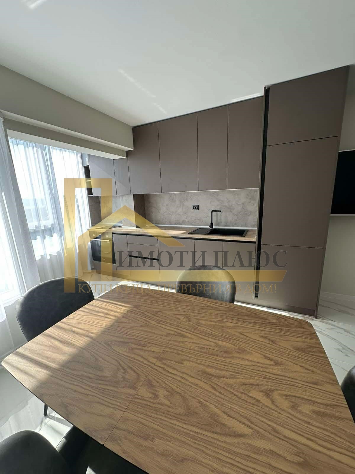 Продава 3-СТАЕН, гр. Варна, Трошево