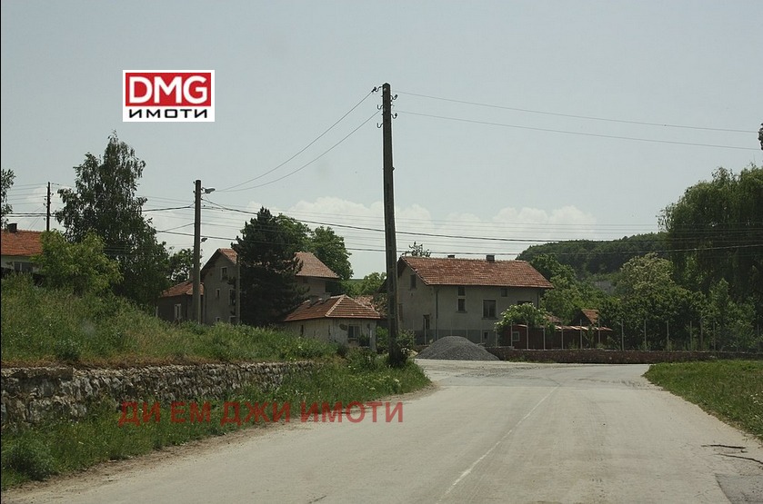 Продава ПАРЦЕЛ, с. Гълъбник, област Перник, снимка 2 - Парцели - 46212586