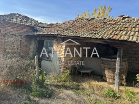 Продава  Къща, с. Ветрино