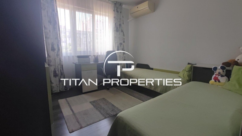 Продава  3-стаен град Варна , Възраждане 1 , 71 кв.м | 57734789 - изображение [7]