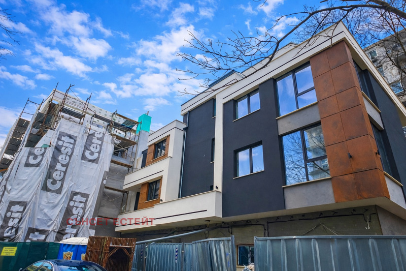 Продава 3-СТАЕН, гр. Бургас, Зорница