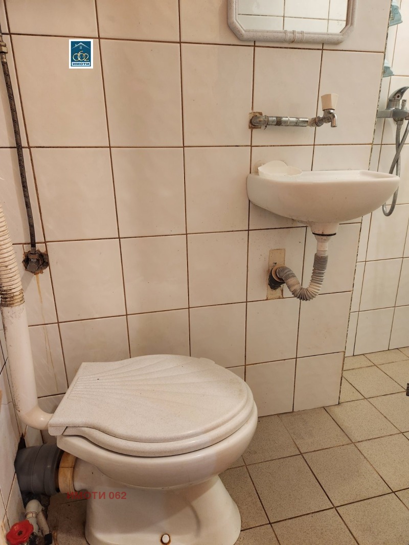 Продава 4-СТАЕН, гр. Велико Търново, Акация, снимка 12 - Апартаменти - 52748360