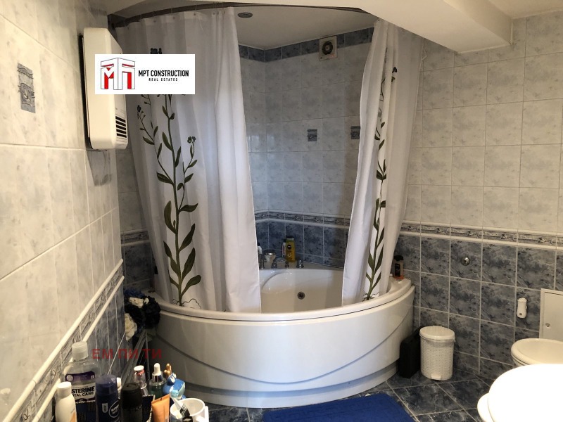 Продается  3+ спальни Пловдив , Център , 179 кв.м | 91918712 - изображение [17]