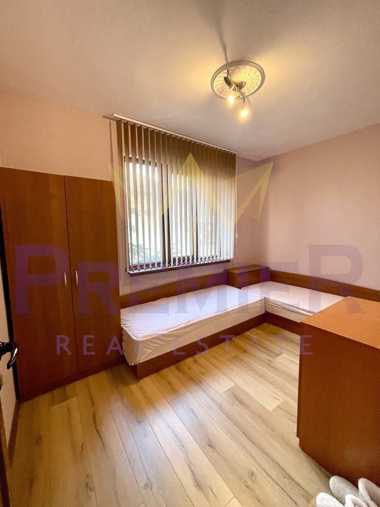 Na sprzedaż  Piętro domu Warna , Galata , 147 mkw | 46303911 - obraz [5]