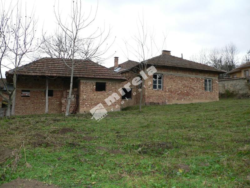 Продава  Къща област Велико Търново , гр. Златарица , 150 кв.м | 10896208
