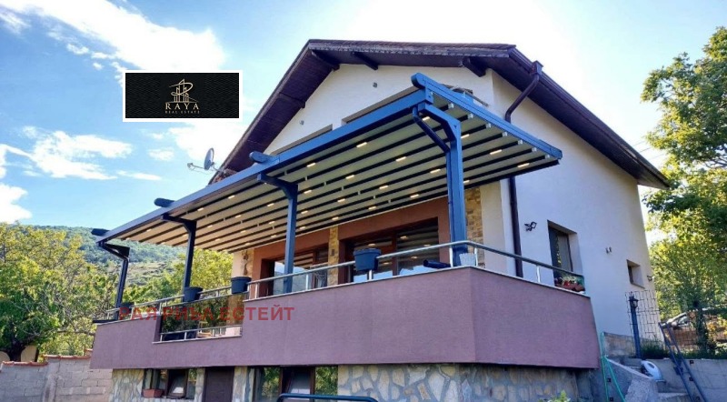 Продава КЪЩА в област Пловдив, гр. Куклен - 250 кв.м / 358 000 € » 700 187.14 лв., РАЯ РИЪЛ ЕСТЕЙТ