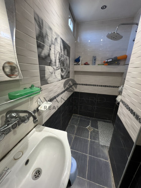 Hus Gulv Proslav, Plovdiv 5