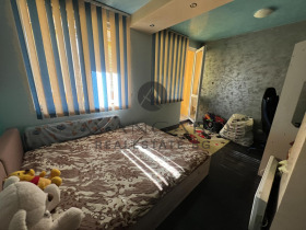 Hus Gulv Proslav, Plovdiv 4