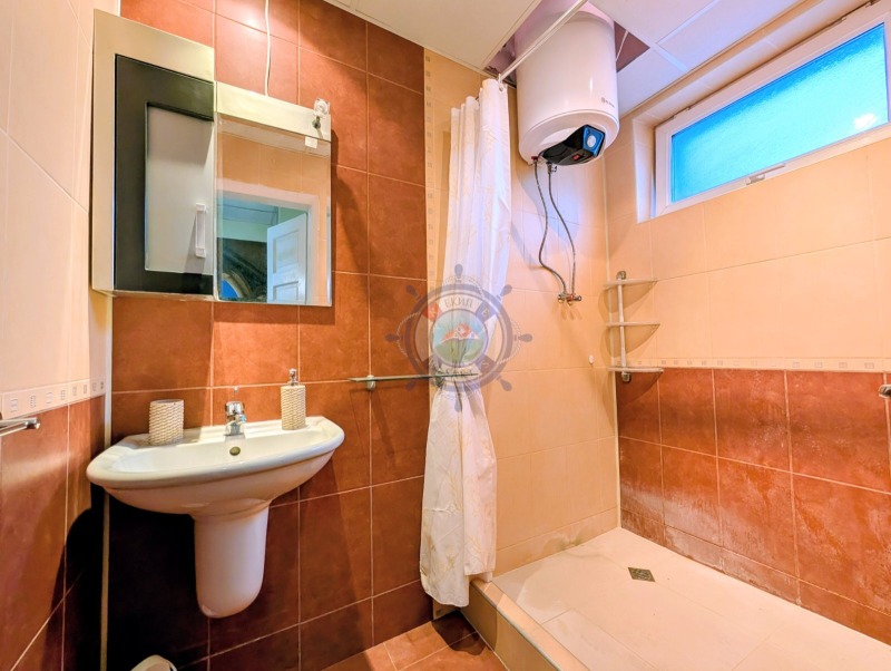 Продава МНОГОСТАЕН, гр. Варна, ЖП Гара, снимка 14 - Апартаменти - 52816113