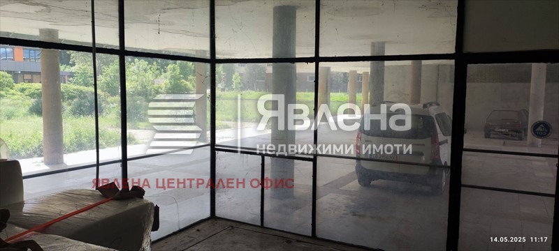 Продава ПРОМ. ПОМЕЩЕНИЕ, гр. Ботевград, област София област, снимка 3 - Производствени сгради - 54103270