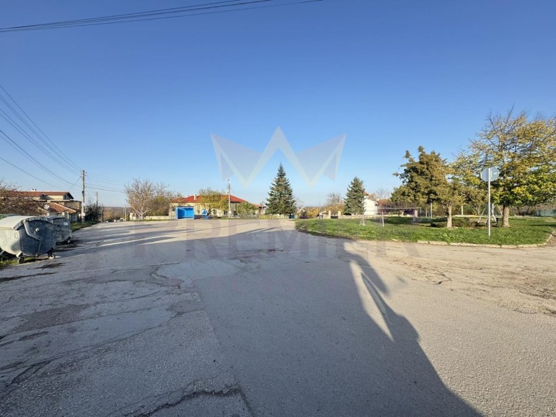 Продава ПАРЦЕЛ, с. Яребична, област Варна