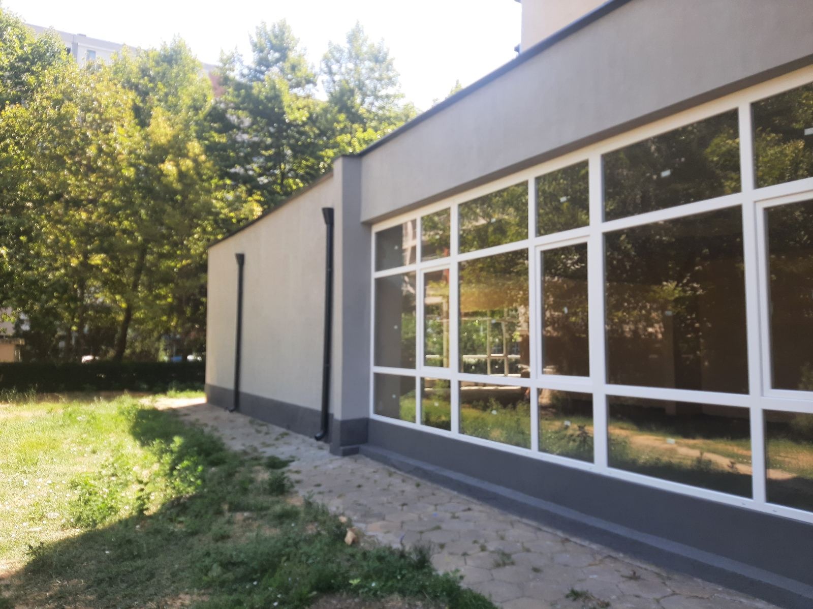 Продава МАГАЗИН, гр. Пловдив, Кършияка, снимка 2 - Магазини - 47520564